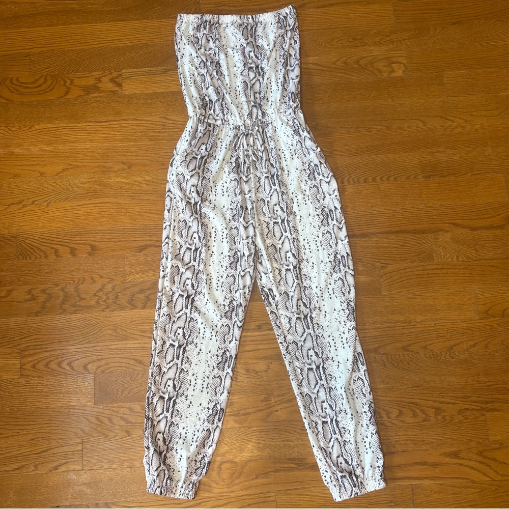 Stylish Snake Print Jumpsuit